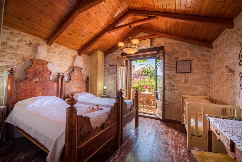 Ktima Kourou Guest House Planos  Ruang foto