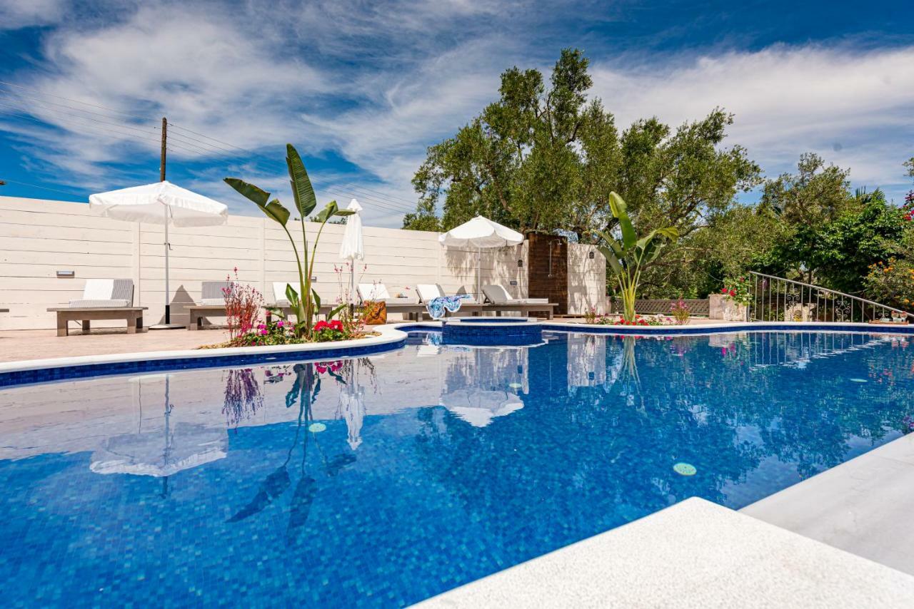 Ktima Kourou Guest House Planos  Bagian luar foto
